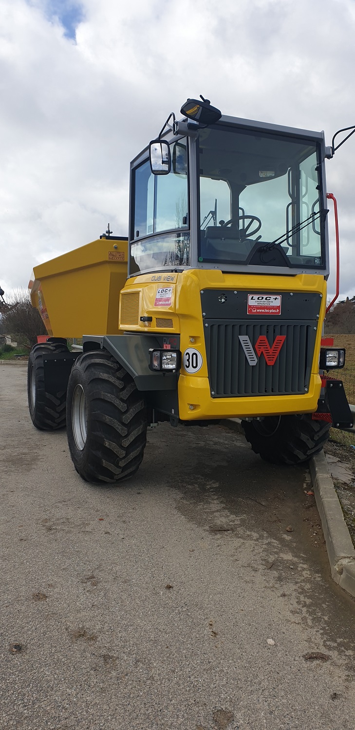 dumper à  pneus cu 10,0t